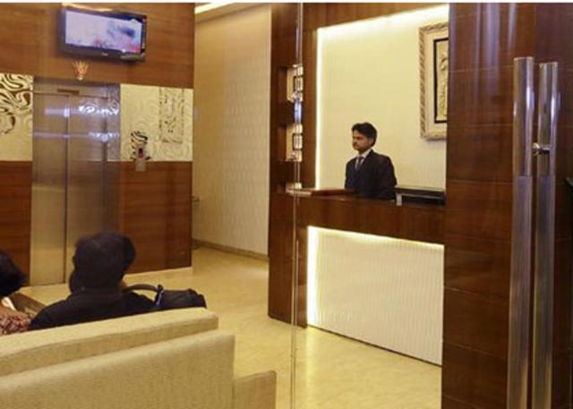 Airport Hotel Goodluck New Delhi Exterior photo